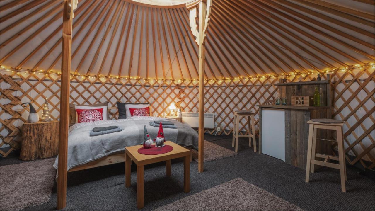 Yurt District Hotel Rovaniemi Ngoại thất bức ảnh