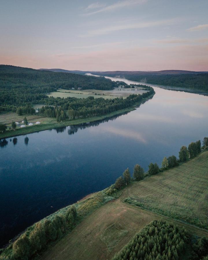 Yurt District Hotel Rovaniemi Ngoại thất bức ảnh