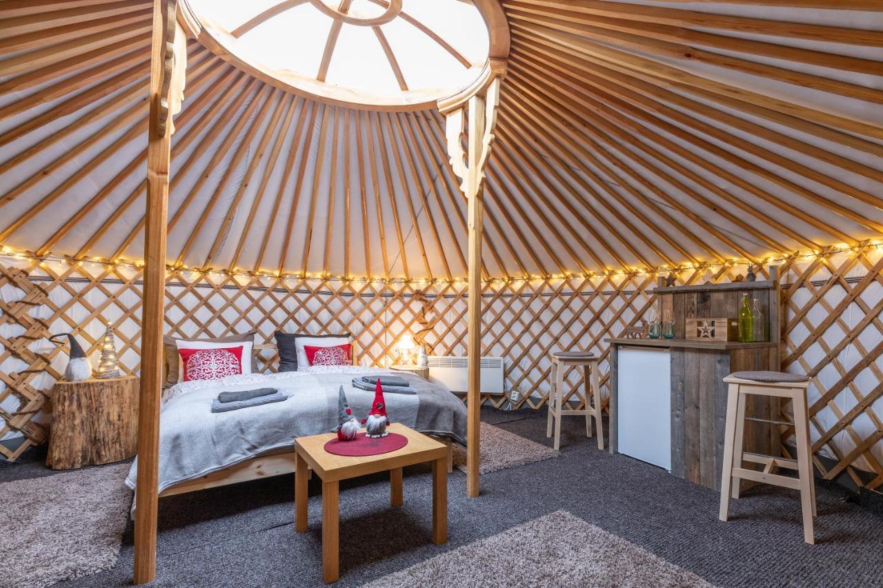 Yurt District Hotel Rovaniemi Ngoại thất bức ảnh